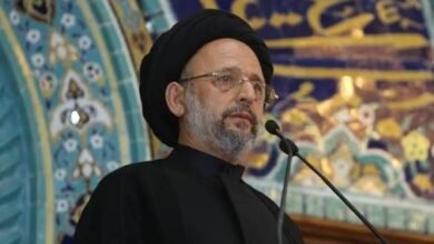 العلامة فضل الله للأم في عيدها: مدرسة الصبر وعنوان كرامة الموطن