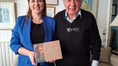 بين دفّتي كتاب.. زينا هنري خليل تفتح أبواب "متحف الأمين" للعالم