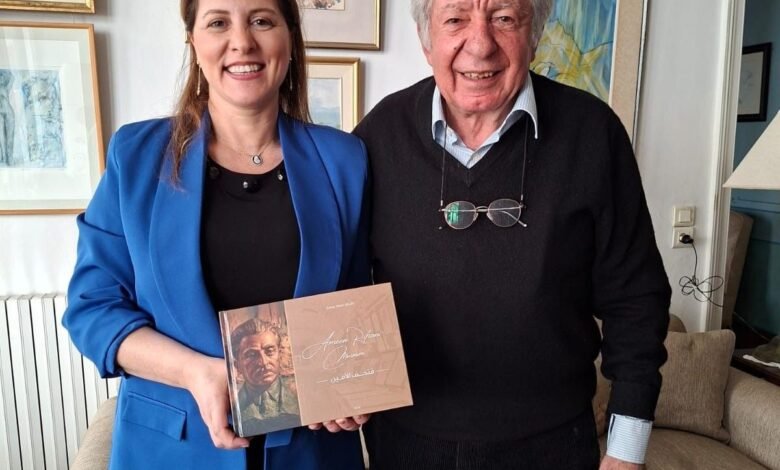 بين دفّتي كتاب.. زينا هنري خليل تفتح أبواب "متحف الأمين" للعالم