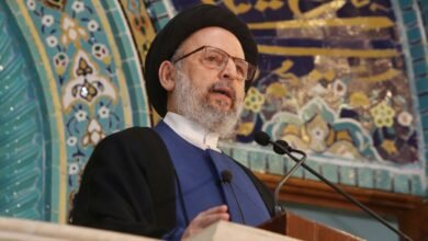 العلامة فضل الله في خطبة العيد: أحوج ما نكون للخطاب العقلاني وتعزيز الوحدة الداخلية.