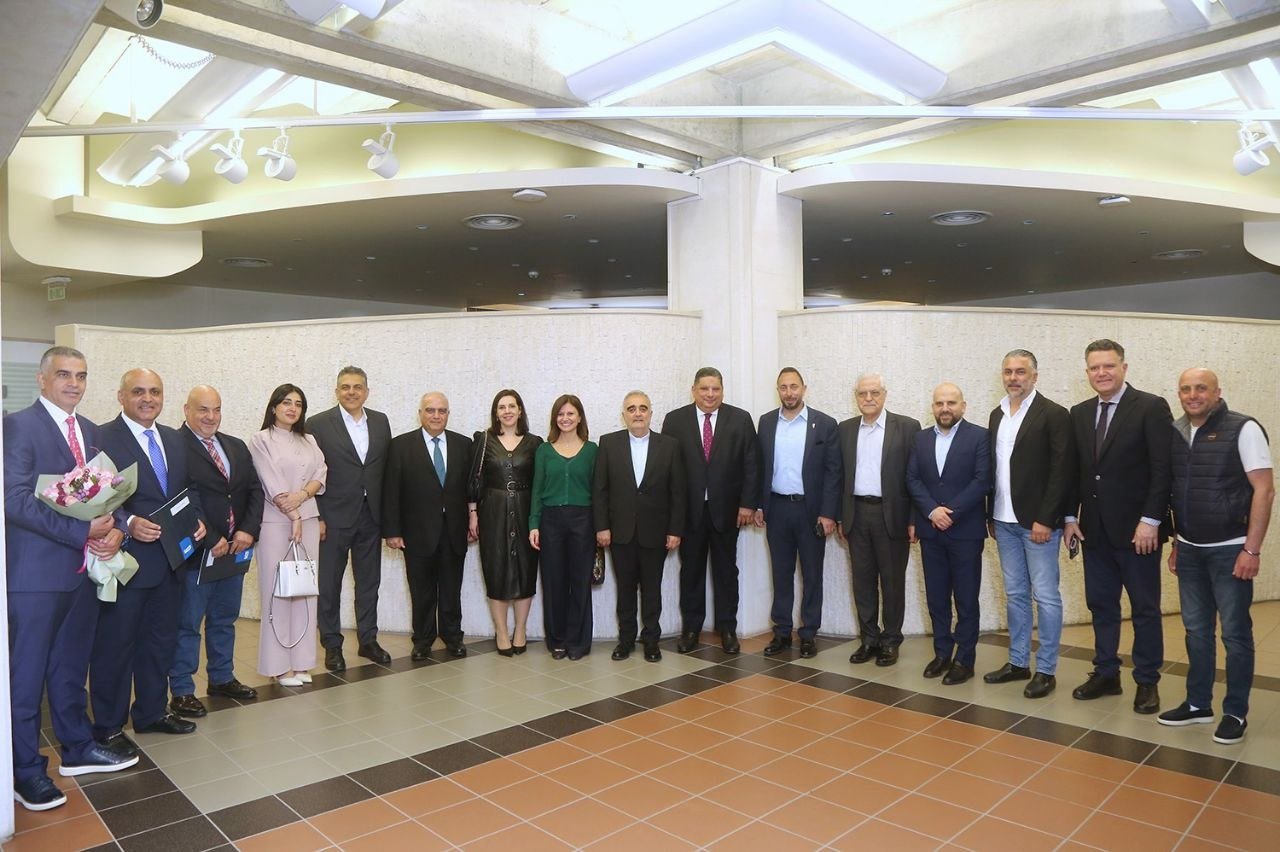 حفل توزيع شهادات الدبلوم المهني في الدراسات البلدية في جامعة سيدة اللويزة