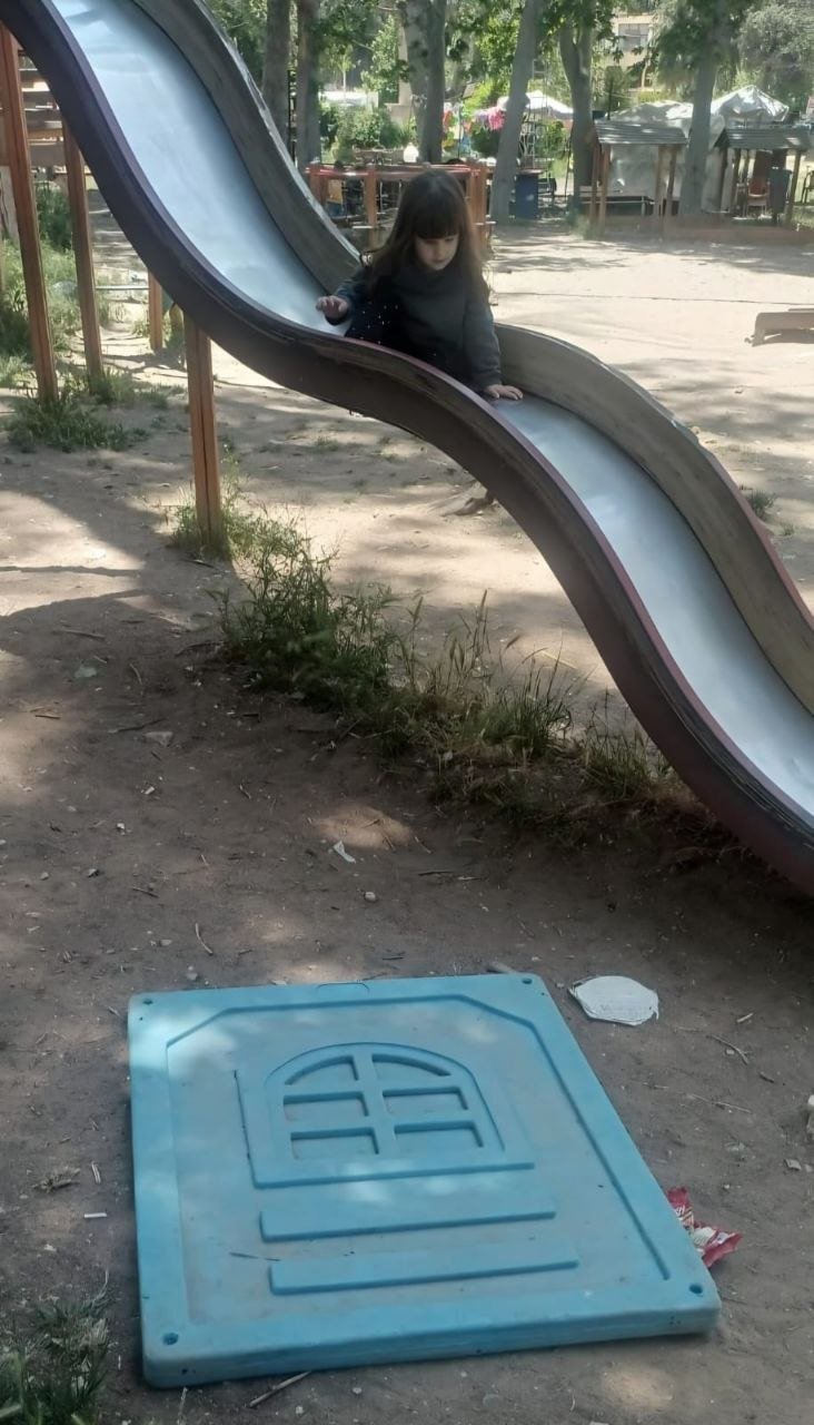 حديقة الأطفال: فلسفة الإهمال وجريمة الفراغ... حين تُصبح اللعبة استعارةً للإنهيار....