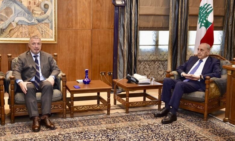 الرئيس بري تابع الأوضاع العامة والمستجدات خلال استقباله السفير الفرنسي والمدير الإقليمي للبنك الدولي، وأعلن تأجيل الجلسة العامة إلى موعد آخر شعاره "التوافق"