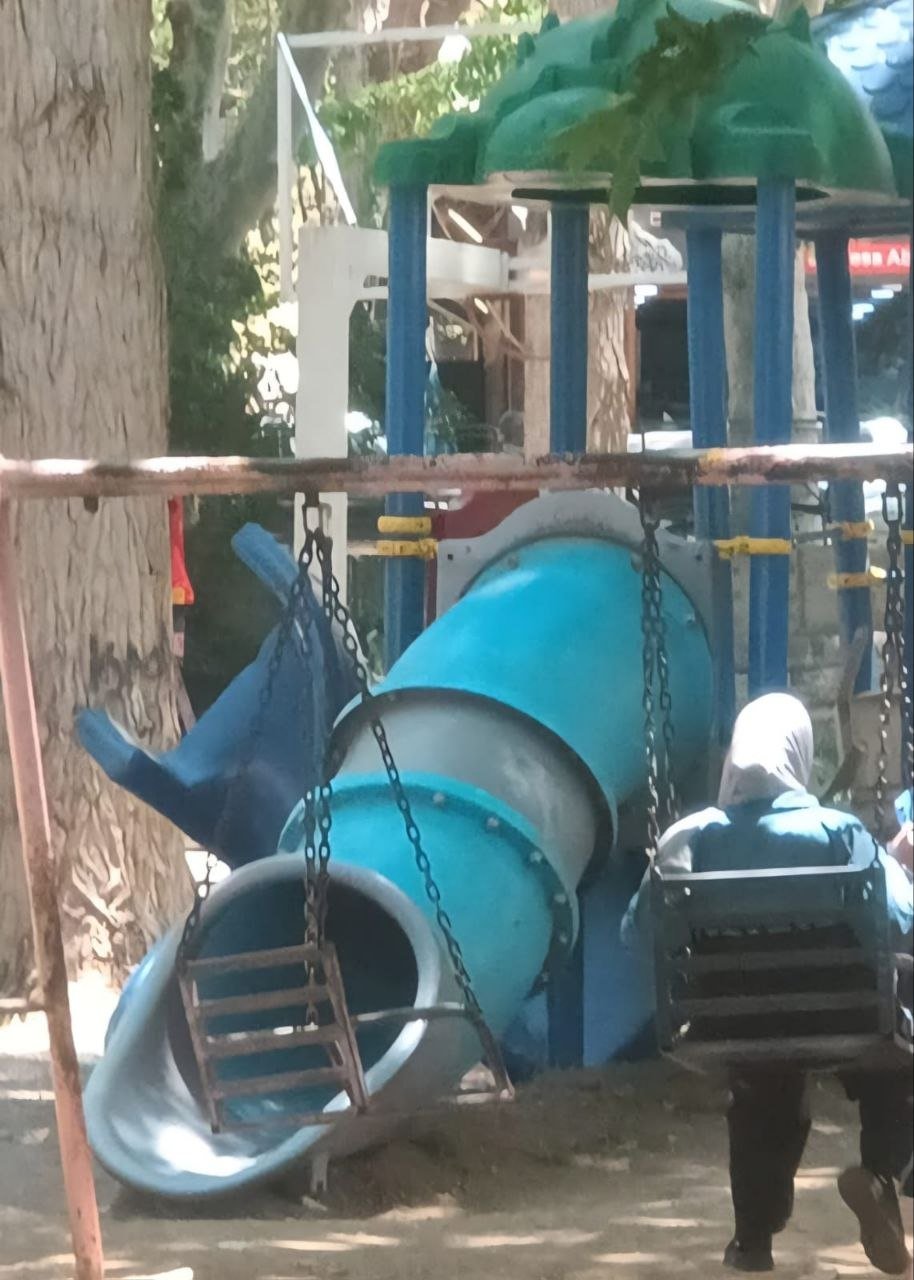 حديقة الأطفال: فلسفة الإهمال وجريمة الفراغ... حين تُصبح اللعبة استعارةً للإنهيار....