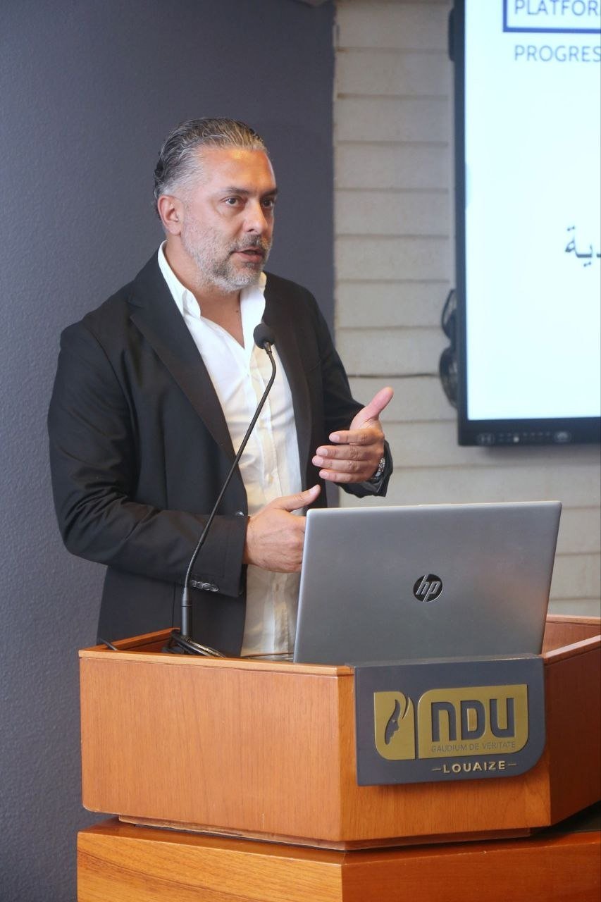 حفل توزيع شهادات الدبلوم المهني في الدراسات البلدية في جامعة سيدة اللويزة