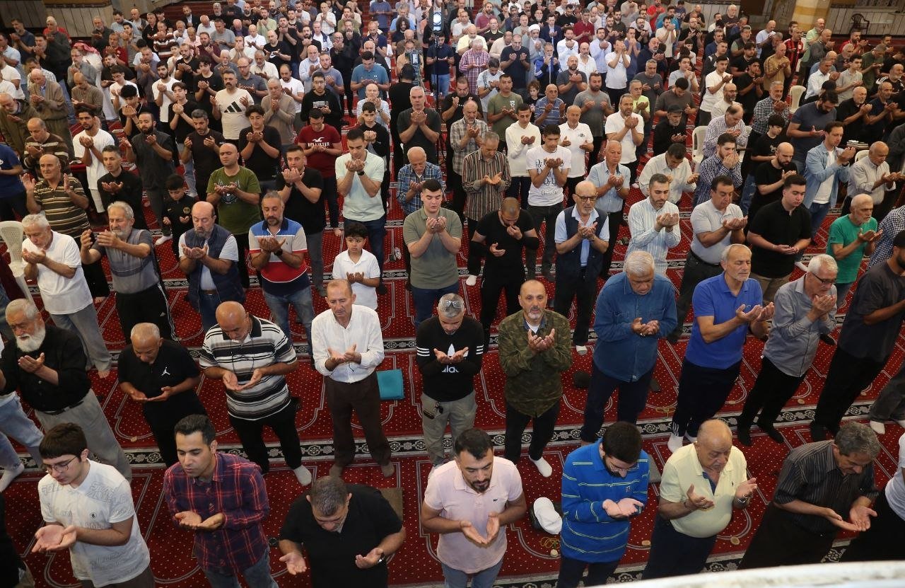العلامة فضل الله في خطبة العيد: أحوج ما نكون للخطاب العقلاني وتعزيز الوحدة الداخلية.