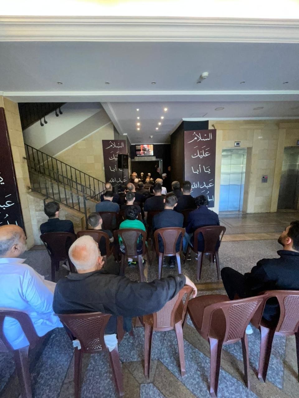 مجلس اليوم الخامس في مكتب سماحة السيد السيستاني (دام ظله) بحضورٍ علمائي واجتماعي حاشد.