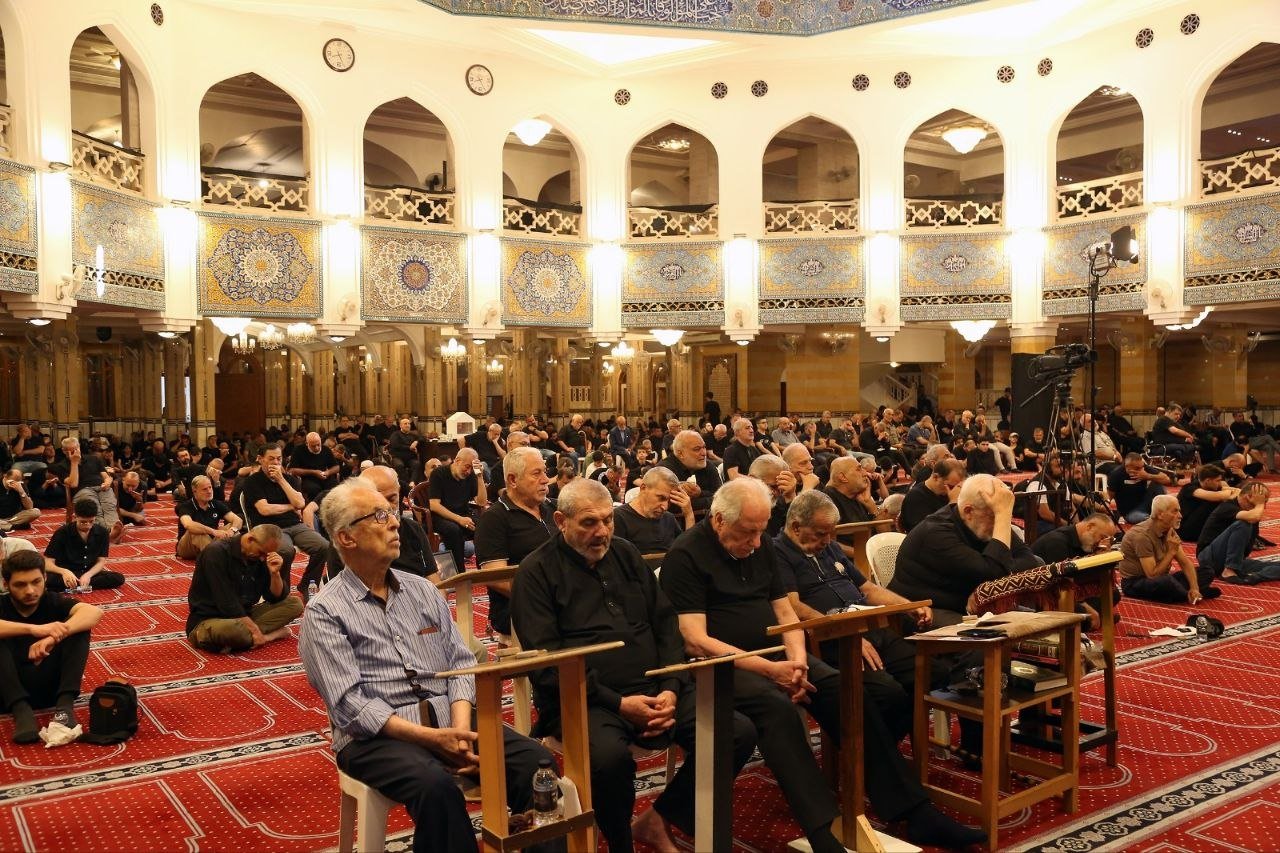 العلامة فضل الله في اليوم العاشر من محرم: الانقسام الحادّ في المواقف يضعف قرار هذا البلد وموقفه والثّقة به