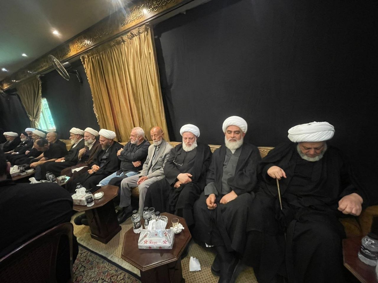 مجلس اليوم الخامس في مكتب سماحة السيد السيستاني (دام ظله) بحضورٍ علمائي واجتماعي حاشد.