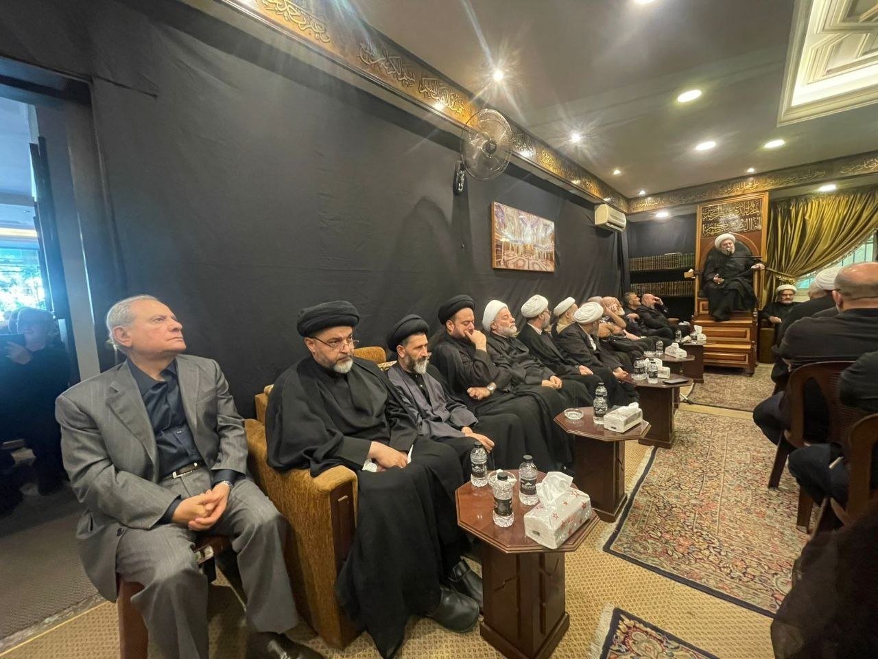 مجلس اليوم الخامس في مكتب سماحة السيد السيستاني (دام ظله) بحضورٍ علمائي واجتماعي حاشد.