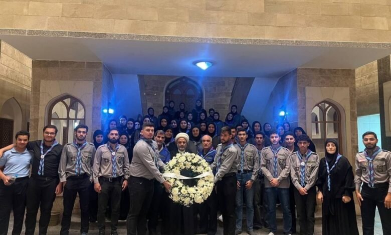 قادة جمعية كشافة المبرّات يحيون الذكرى السنوية السادسة عشرة لرحيل المرجع فضل الله (رض).