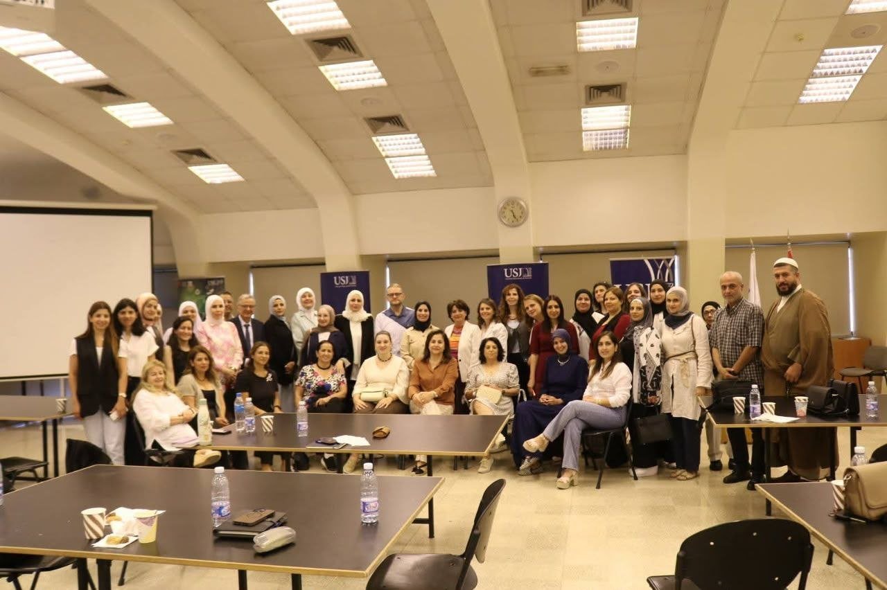الدكتورة ريما يونس والمعهد اللبناني لإعداد المربين في جامعة القديس يوسف في بيروت نظّما المقهى الثقافي السنوي حول ذوي الاحتياجات الخاصة