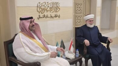 مفتي طرابلس يستقبل السفير السعودي... إشادة بدور المملكة وترحيب واسع من المصلّين