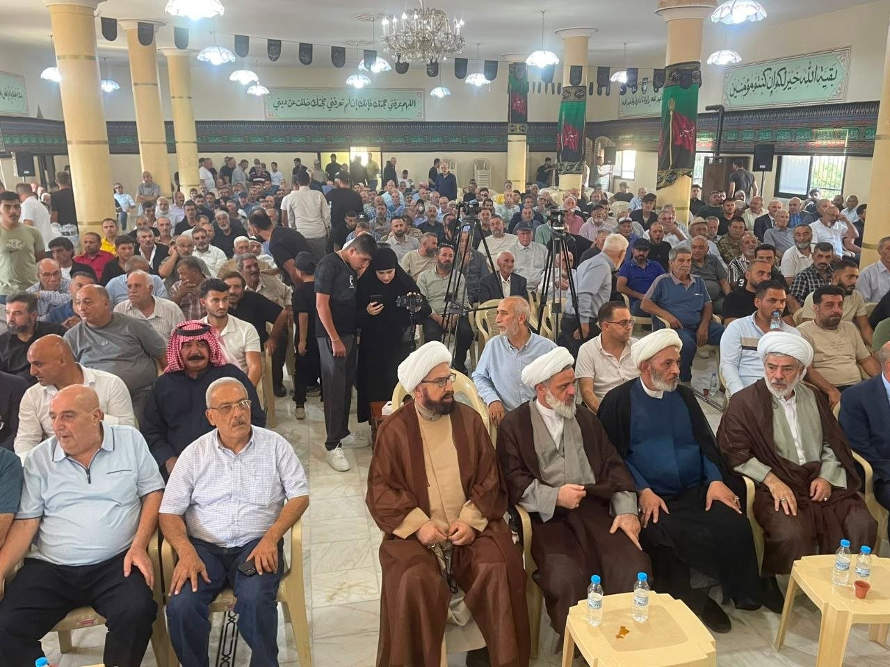 مصالحة عائلية تجمع عائلتي حيدر ودرة في يونين البقاعية