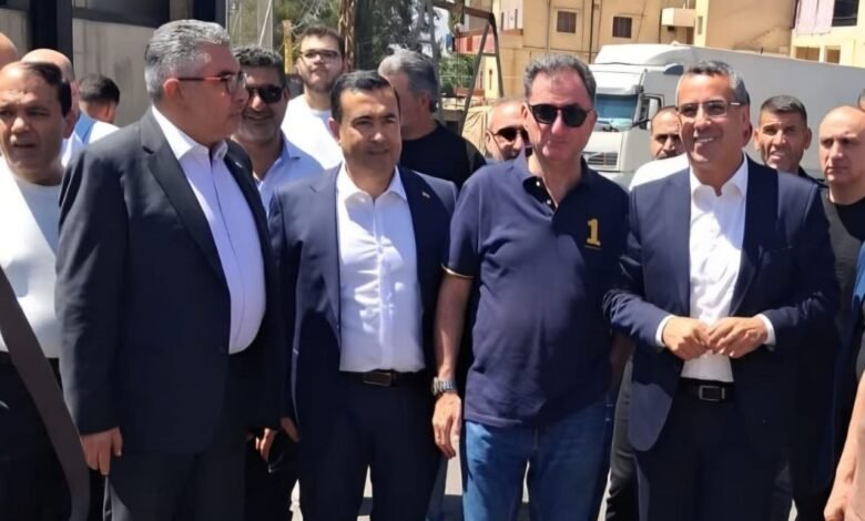 طعمه في بشرى سارة الى المزارعين والصناعيين والمصدرين.