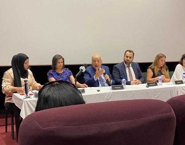 سلامة خلال لقاء مجموعة من عائلات ضحايا انفجار مرفأ بيروت: التضامن معكم حتى جلاء الحقيقة كاملة