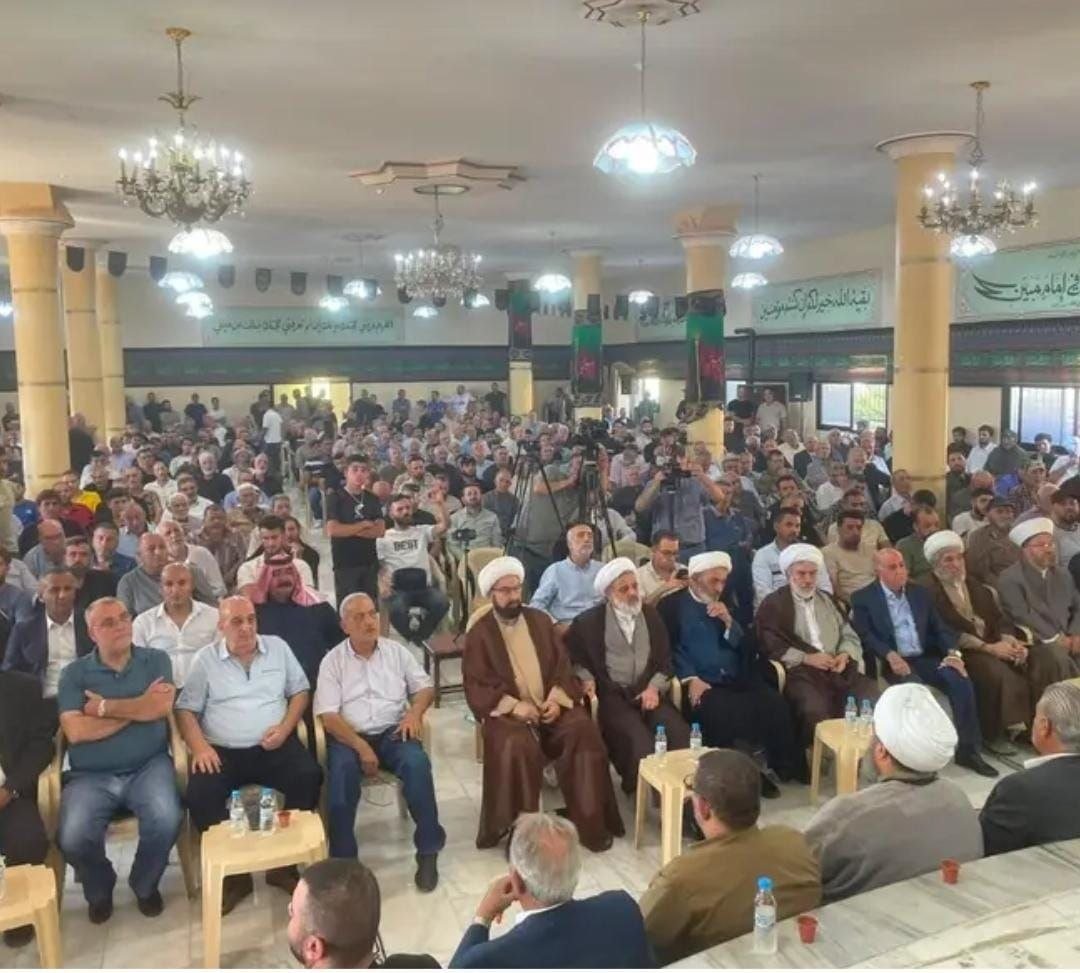 من مصالحة آل حيدر وآل درّة لقاء جامع في بلدة «مقلع الرجولة والتسامح» يعيد الاعتبار لثقافة الإصلاح والوحدة والإنماء