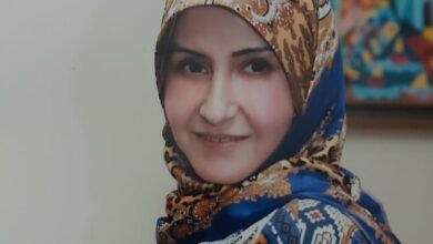 حياة بين حضور وغياب