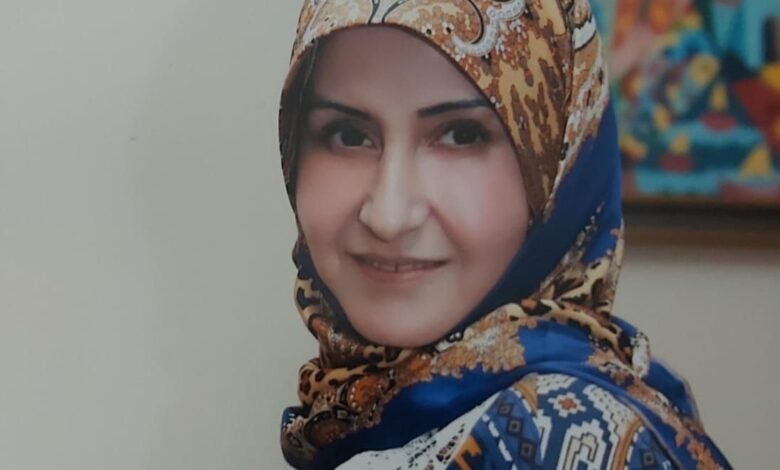 حياة بين حضور وغياب