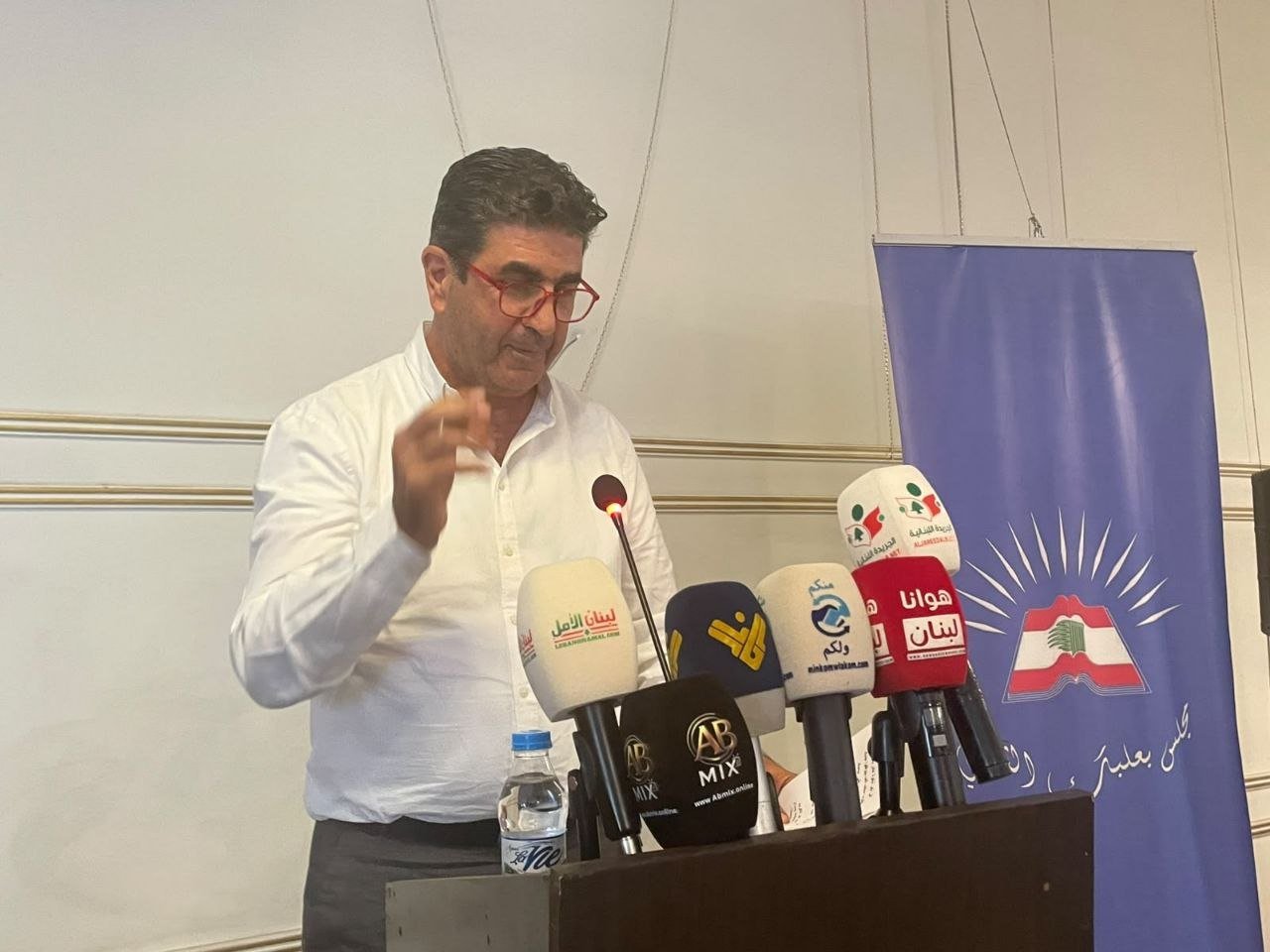 بعلبك تحتفي بالكلمة… لقاء ثقافي مميز يجمع أهل الأدب والإعلام