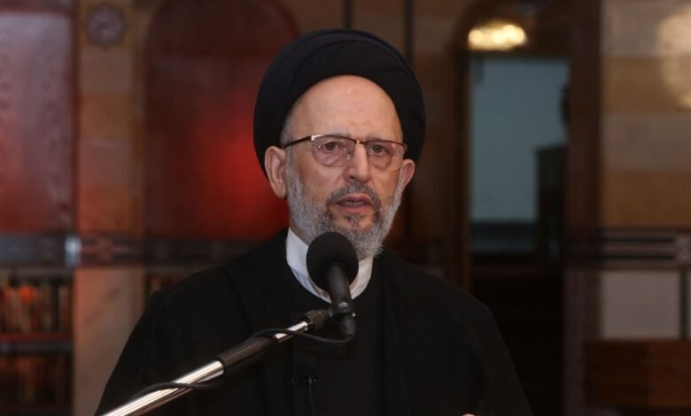 العلامة فضل الله: بالاعتماد على الشورى وعدم التمييز بين الطوائف والاهتمام بالفقراء يتم تحصين الوطن