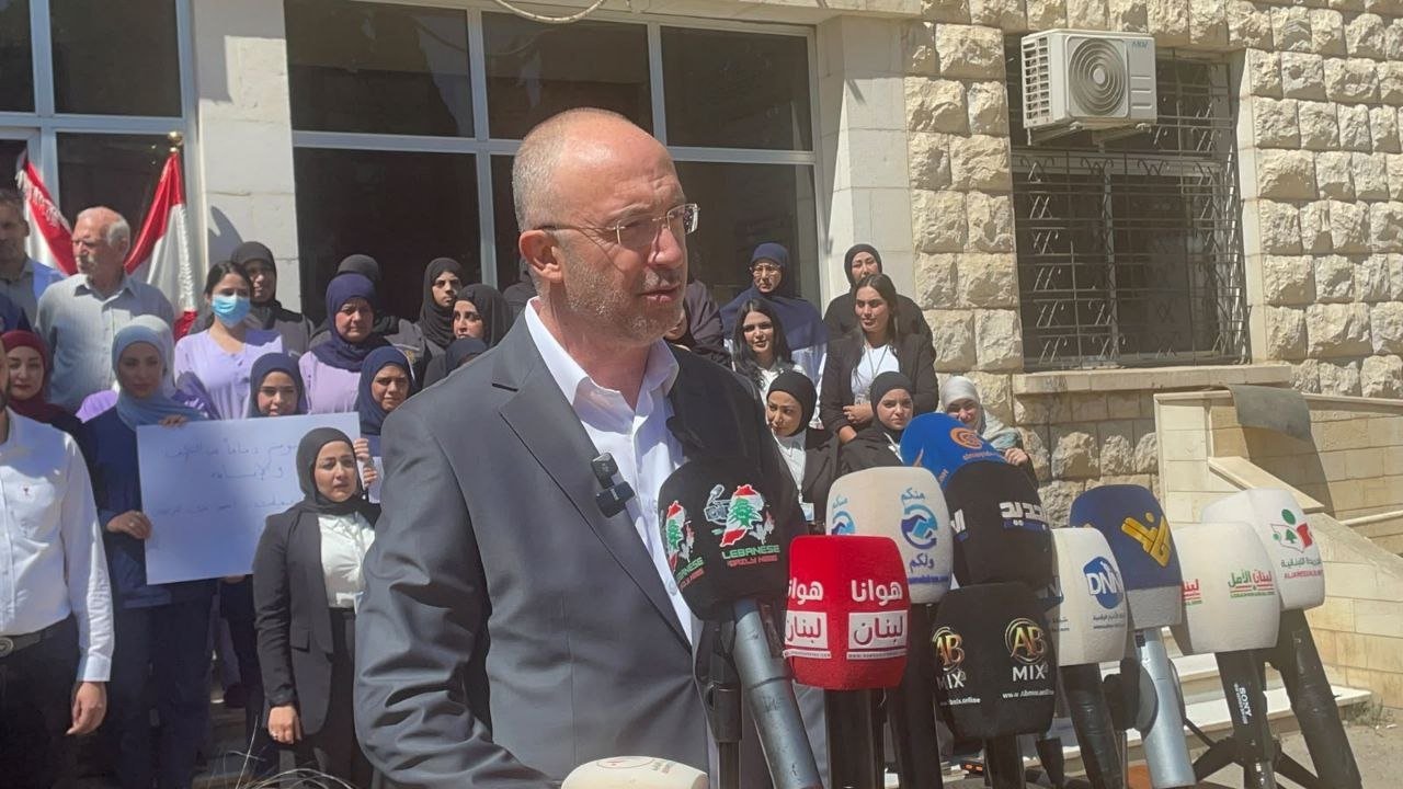 وقفة تضامنية في مستشفى بعلبك الحكومي