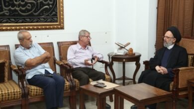 العلامة فضل الله: تعزيز الوحدة بالإصرار على التواصل بين المكونات اللبنانية