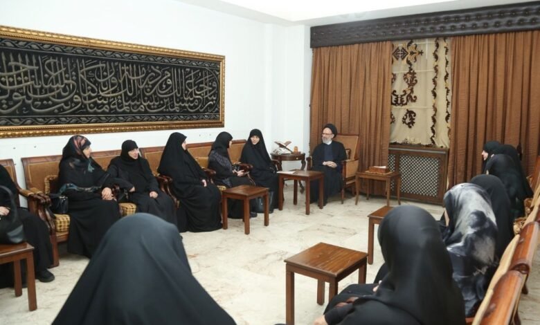 العلامة فضل الله: تعزيز دور المرأة المسلمة ضرورة لبناء جيل رسالي ومواجهة التحديات الثقافية والتربوية