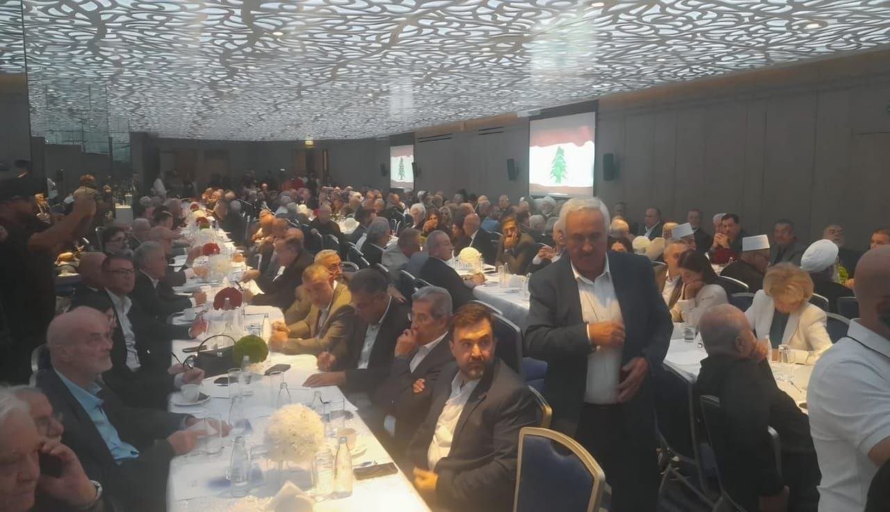 اللقاء الوطني عقد مؤتمره الثاني لحوار مُتوازن يضع خارطة طريق للخروج من الأزمة لتطبيق الطائف