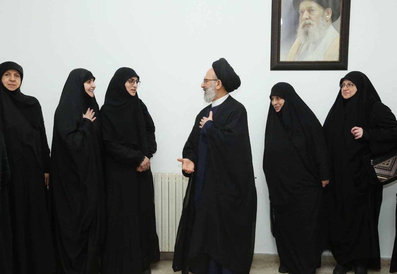 العلامة فضل الله: تعزيز دور المرأة المسلمة ضرورة لبناء جيل رسالي ومواجهة التحديات الثقافية والتربوية